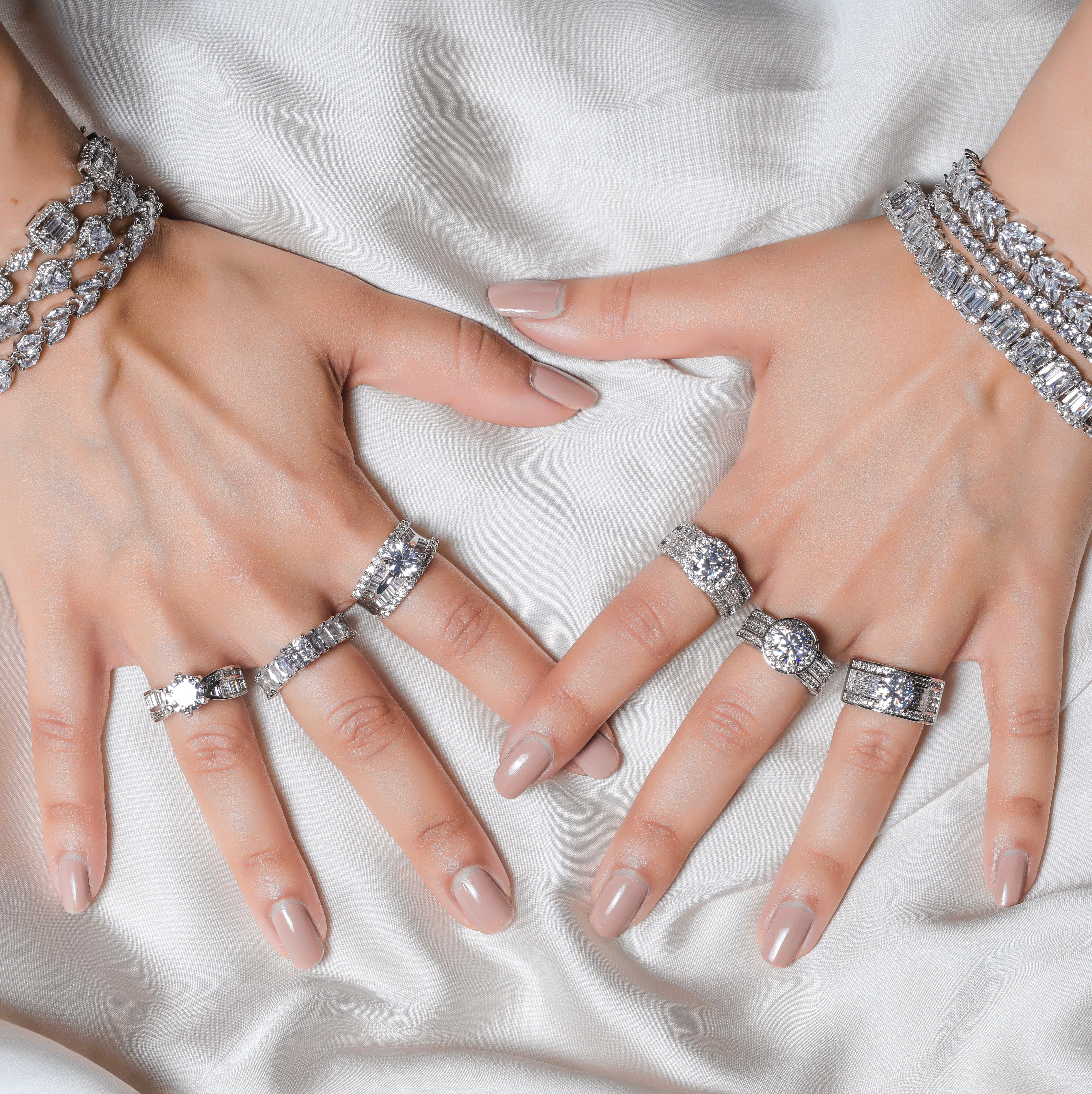 DIAMANTE RINGS