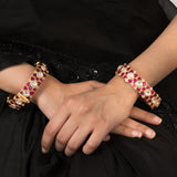 Zaisha Bangles Set in Red