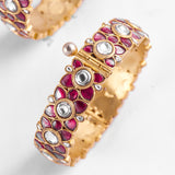 Zaisha Bangles Set in Red