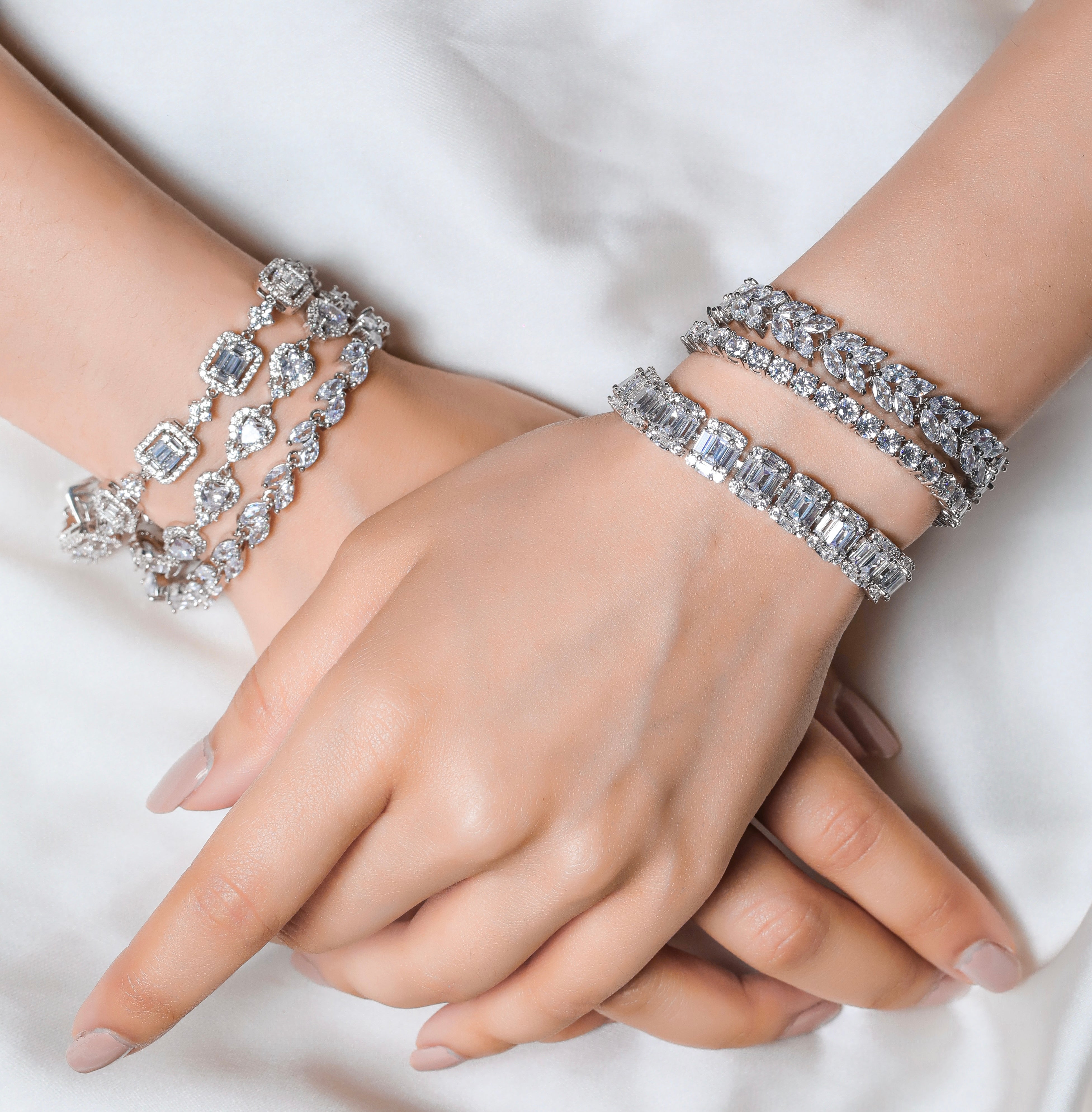 Tennis Bracelet: Buy Tennis Bracelet online in India - Zevarking.com – Zevar King