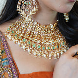 Ruhani mint and pink Necklace with earrings