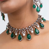 Smaragd Pushpa Polki Choker Necklace with Earrings