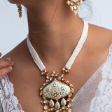 Opulent Dangles Polki Necklace with Earrings