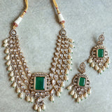 Green Chocker Necklace with Earrings