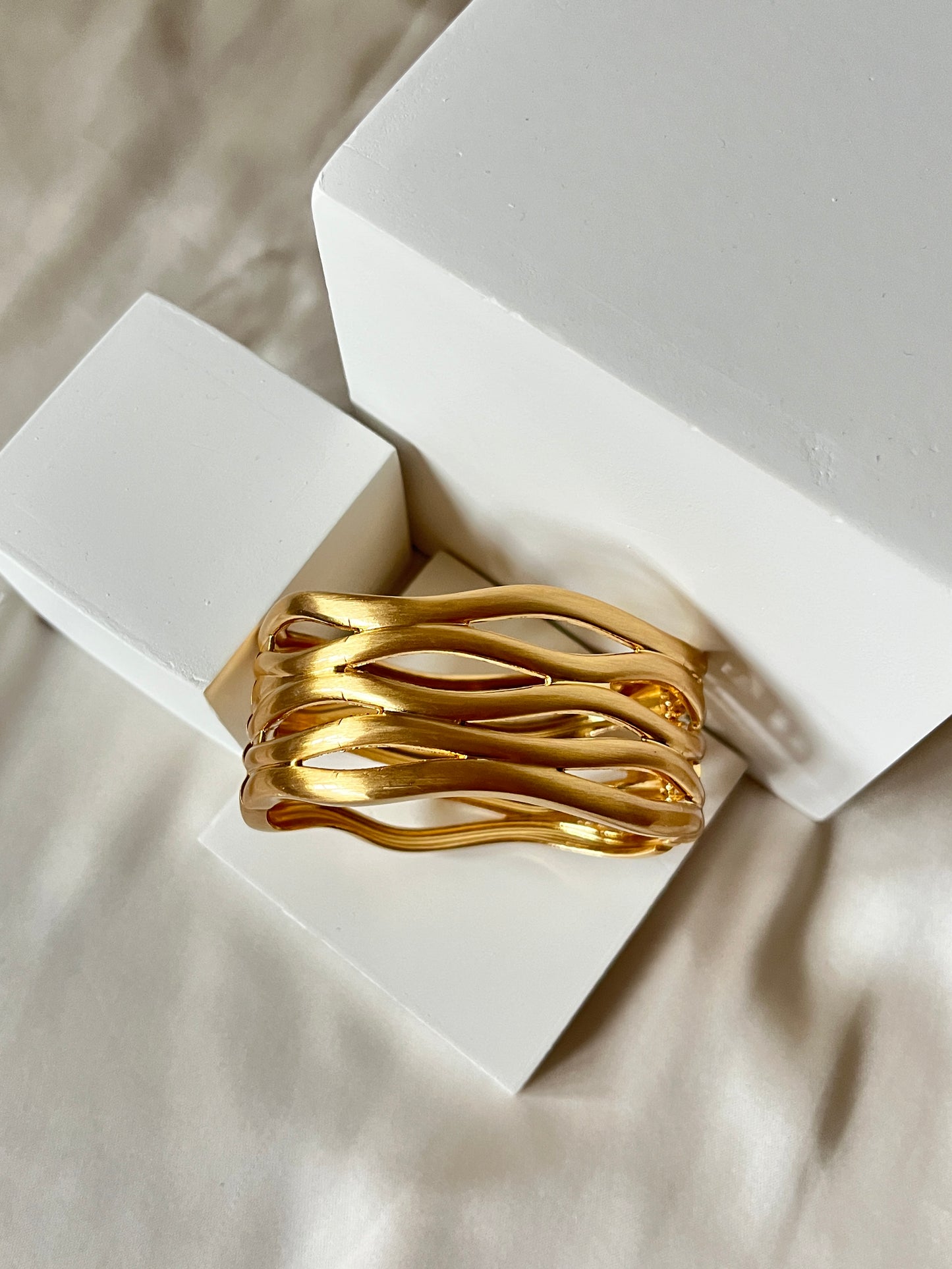 Load image into Gallery viewer, Oliva Dull Gold Cuff Bracelet
