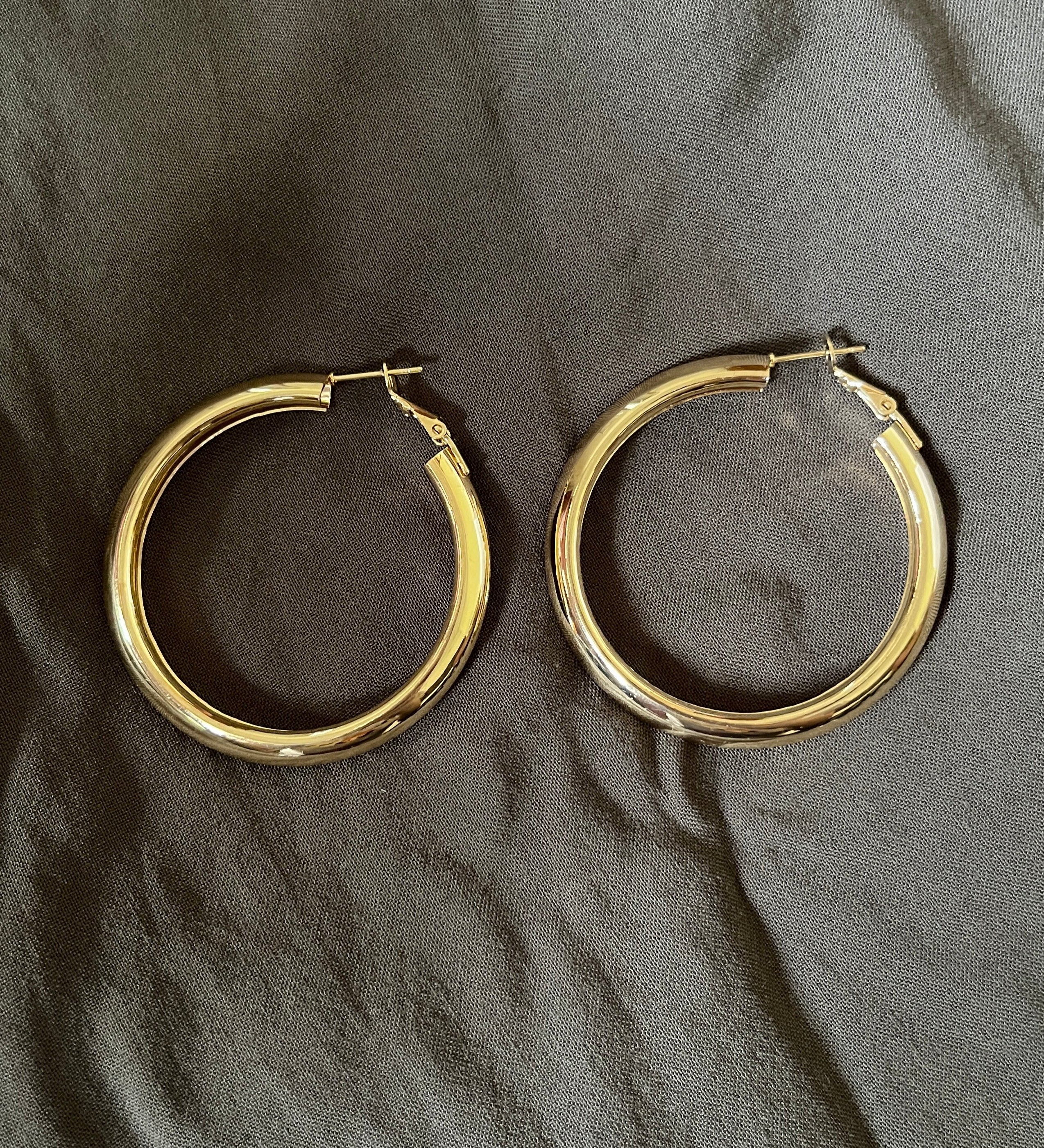 Evie Gold Hoop Earrings