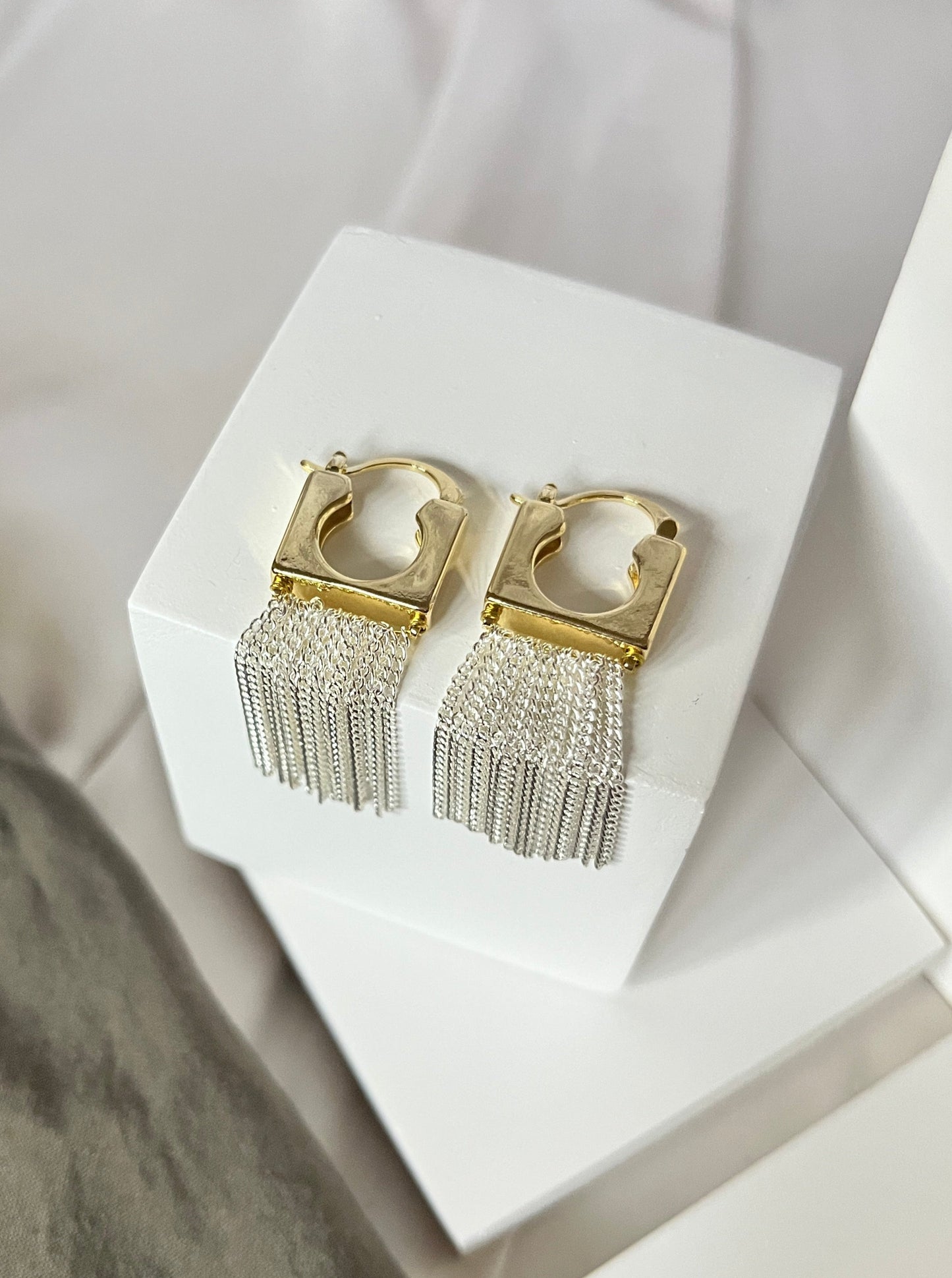 Load image into Gallery viewer, Maria Gold and White Tassel Earrings
