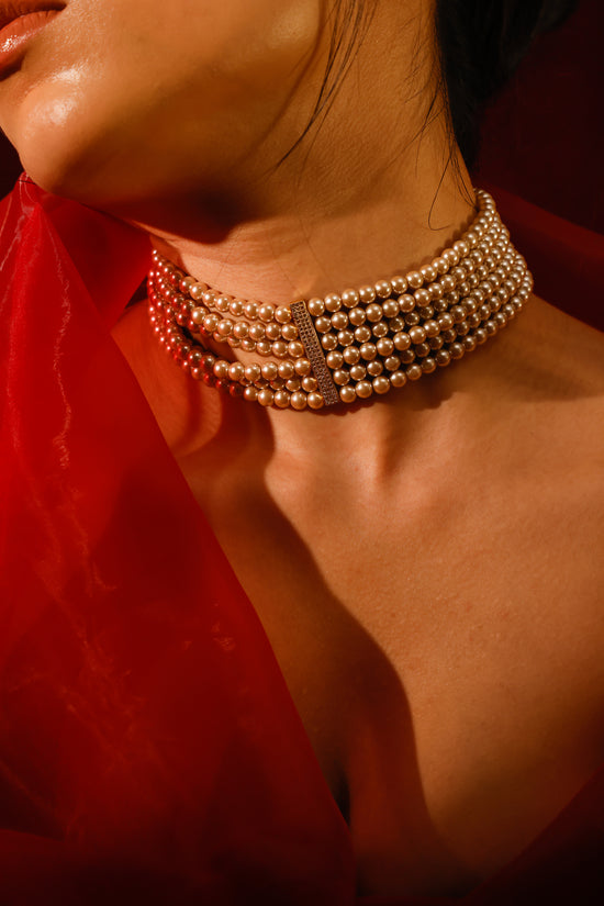 Load image into Gallery viewer, Maharani Pearl Polki Choker Set
