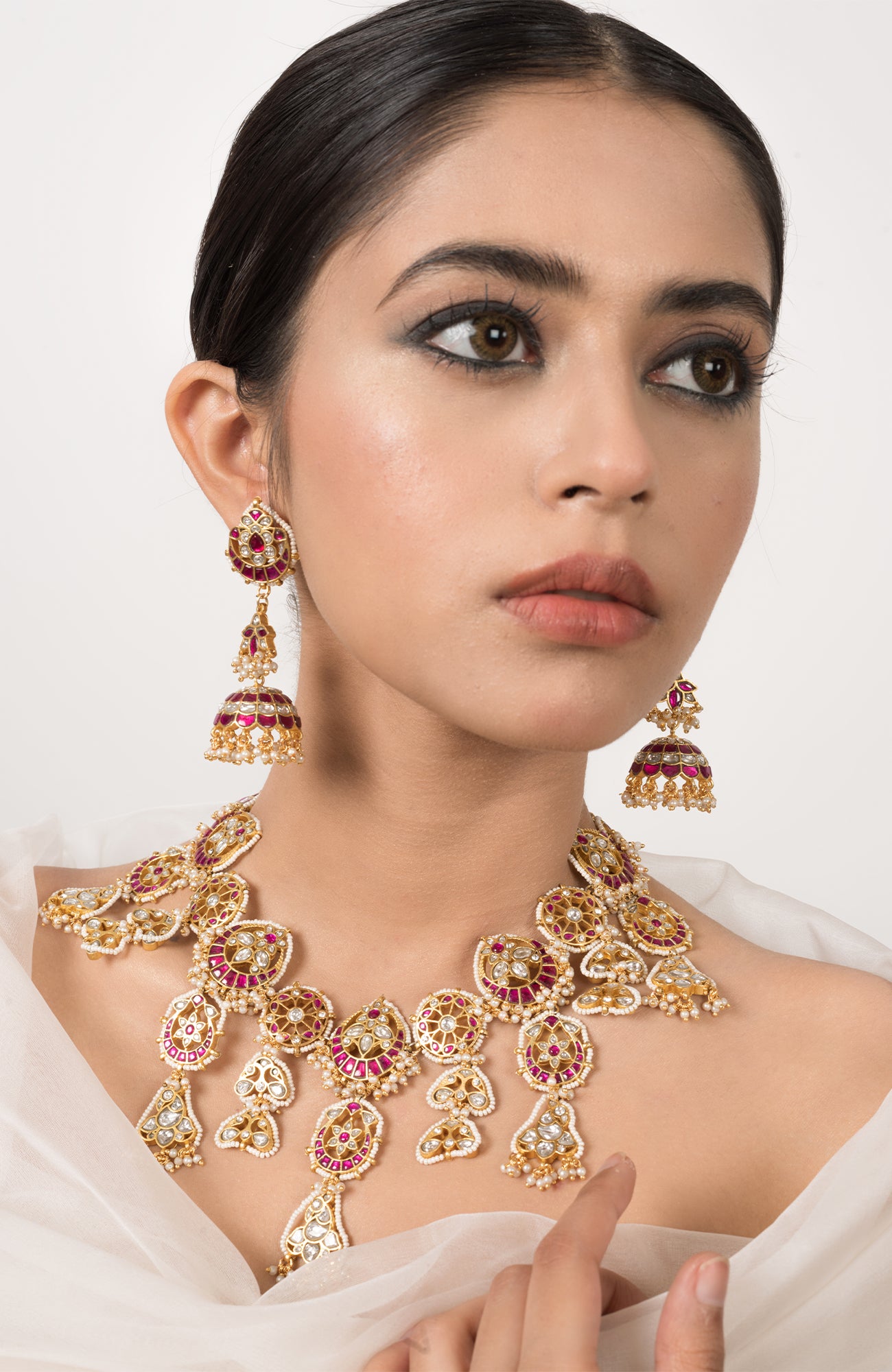 Shaira Necklace Set