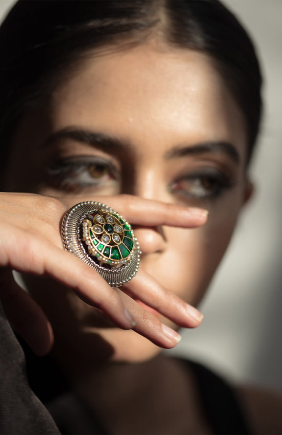 Tia Ring