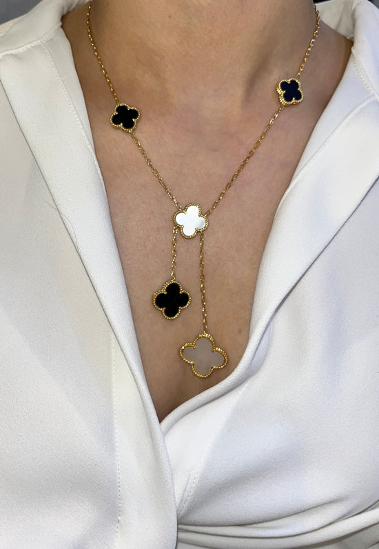 Load image into Gallery viewer, Big Clover Necklace
