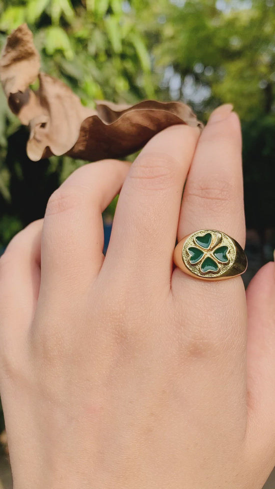 Load and play video in Gallery viewer, Leaf Ring
