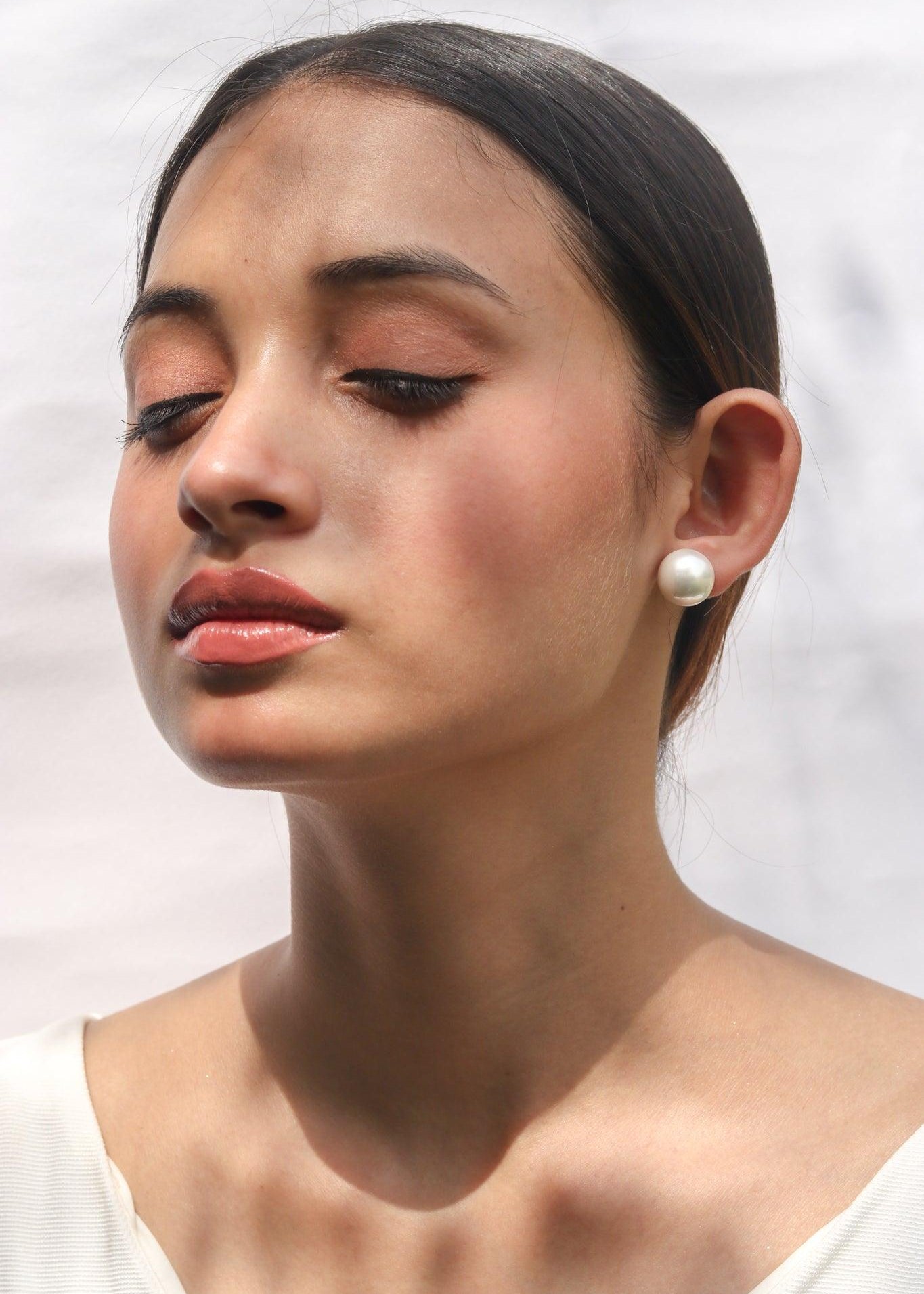 Demeter Classic Pearl Studs - Zevar King