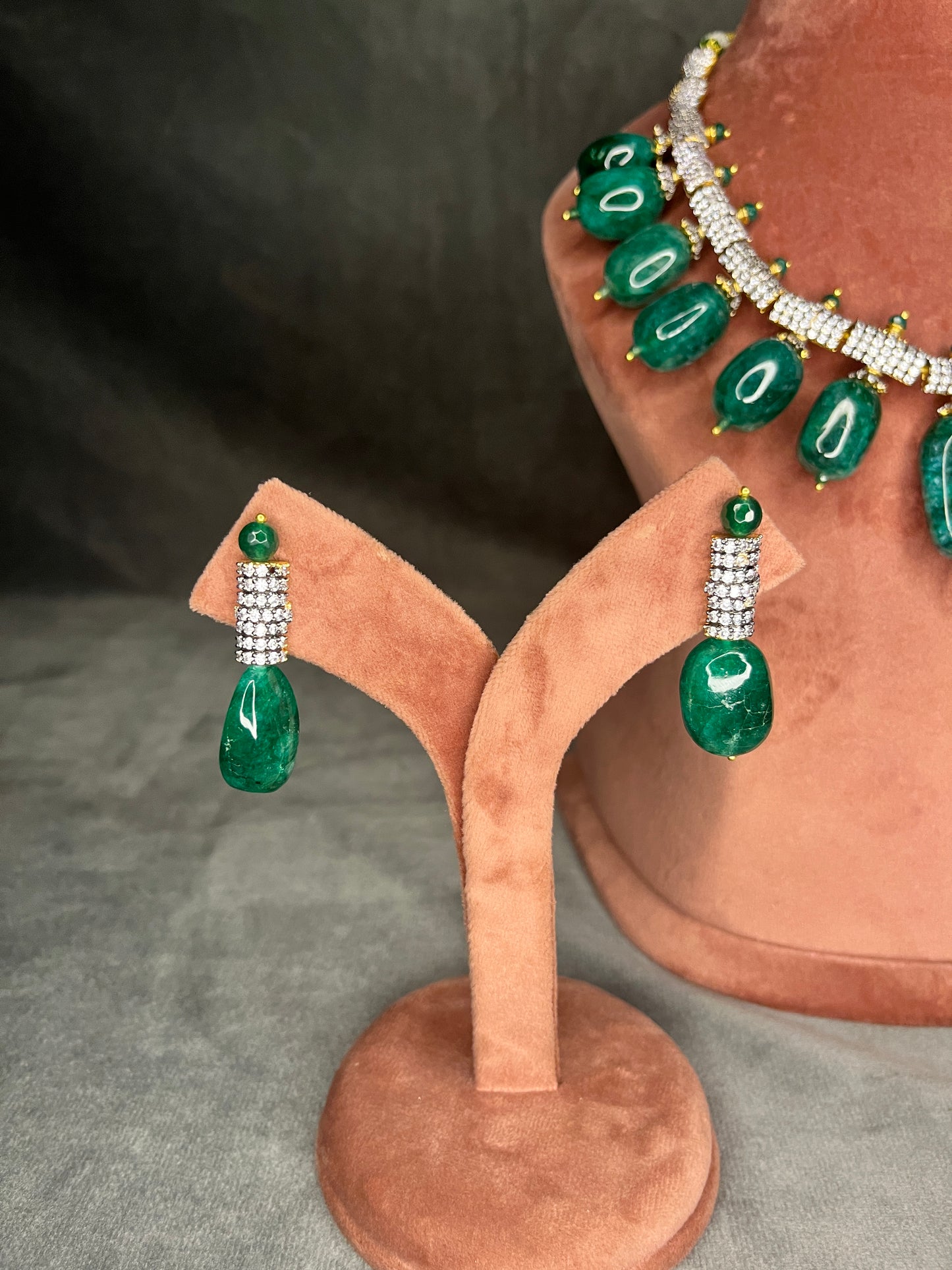 Chandni Girdhar in Queen of Emeralds Necklace set