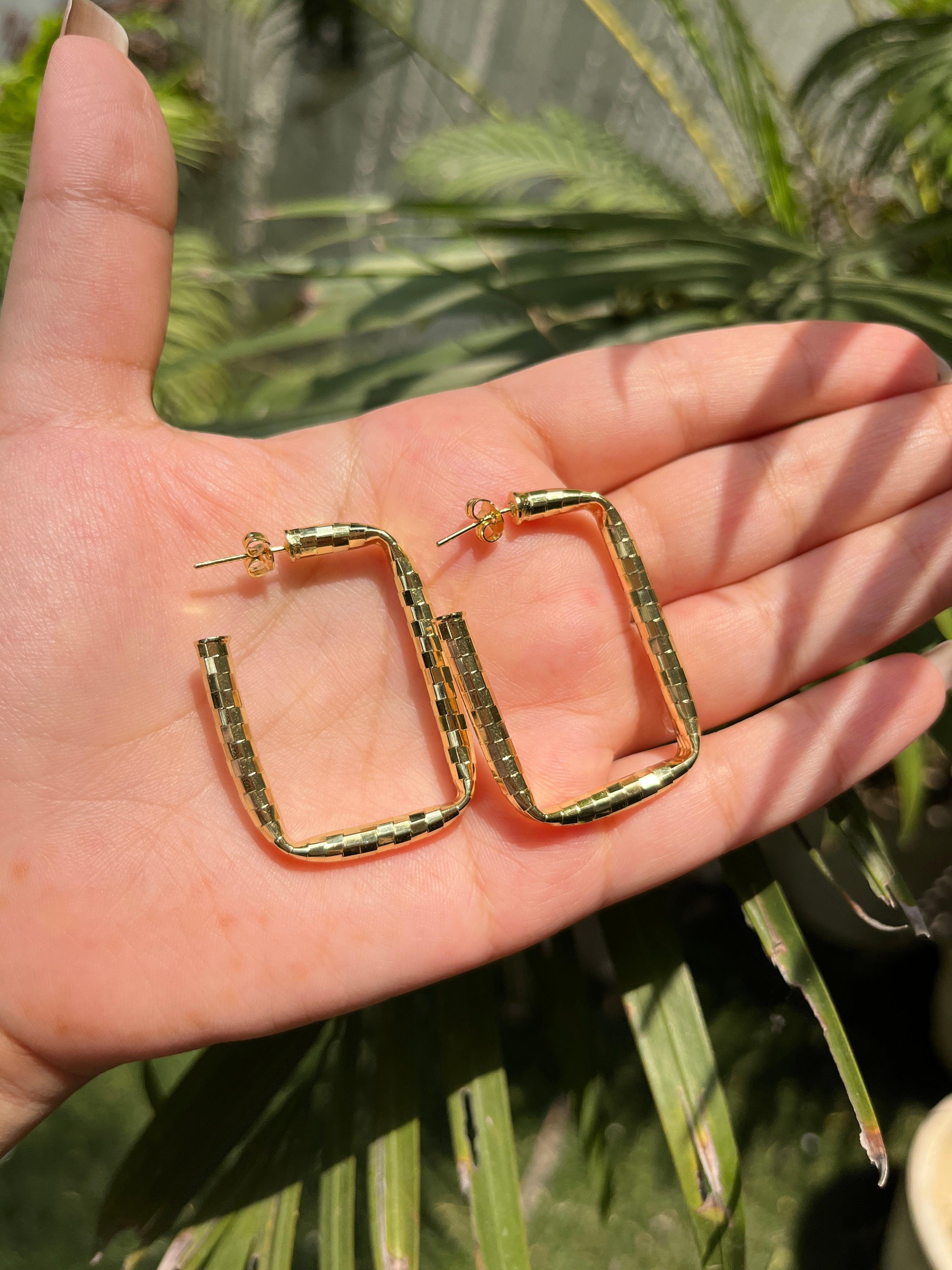 Textured Cubical Hoops - Zevar King