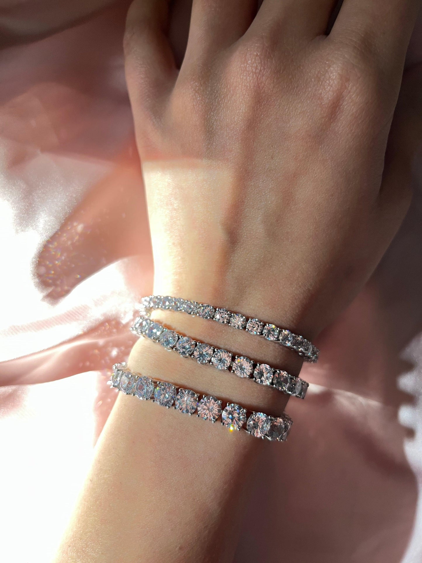 Stunning Diamond Tennis Bracelet